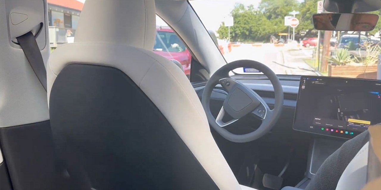 Tesla, Robotaksi Hizmetini Austin’de Başlattı