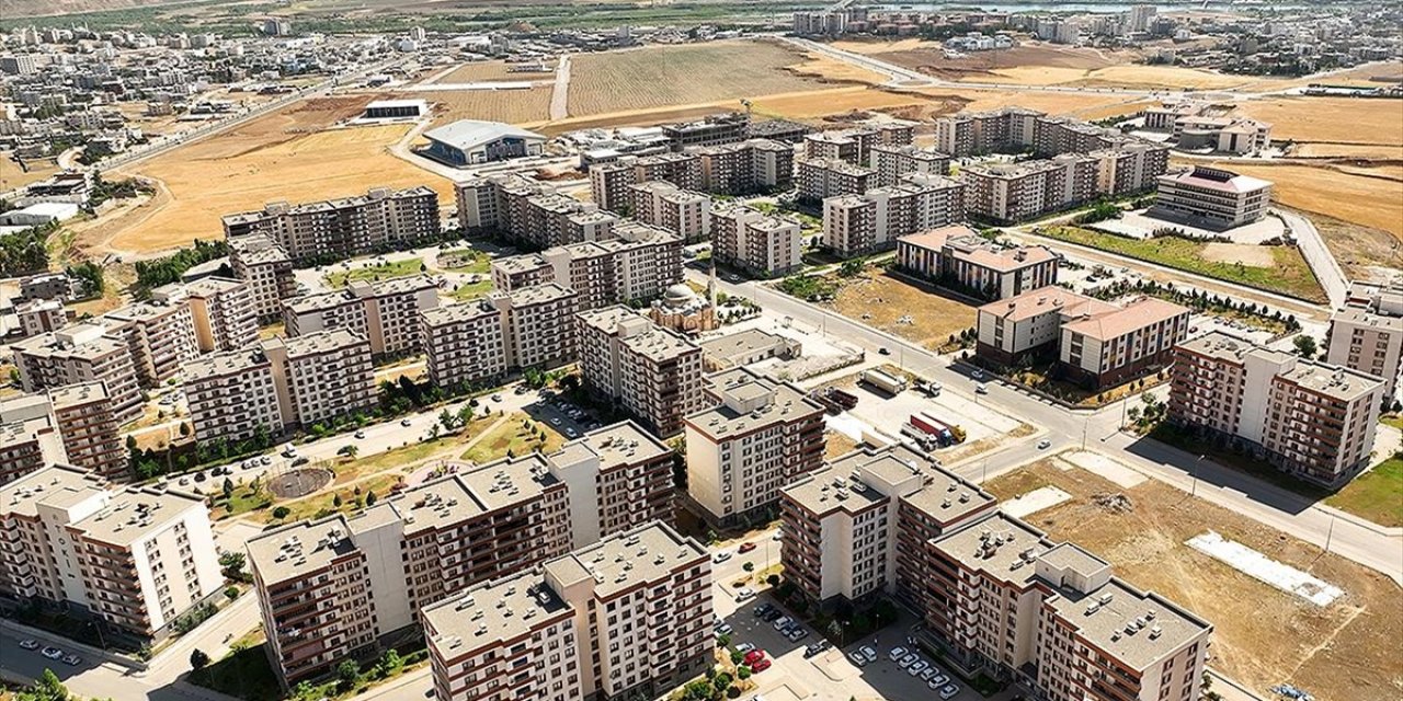 Şırnak'ta Terör Olaylarında Evleri Kullanılamaz Hale Gelen Vatandaşlar İçin 8 Bin 785 Konut İnşa Edildi