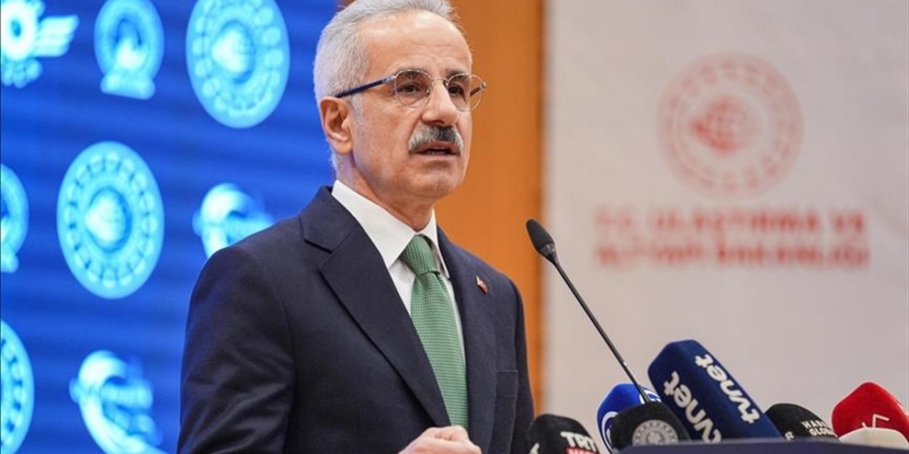 Bakan Uraloğlu: İsrail'in İran'a Yönelik Saldırıları Sonrası Bölgedeki Hava Sahası Kısıtlamaları Devam Etmektedir