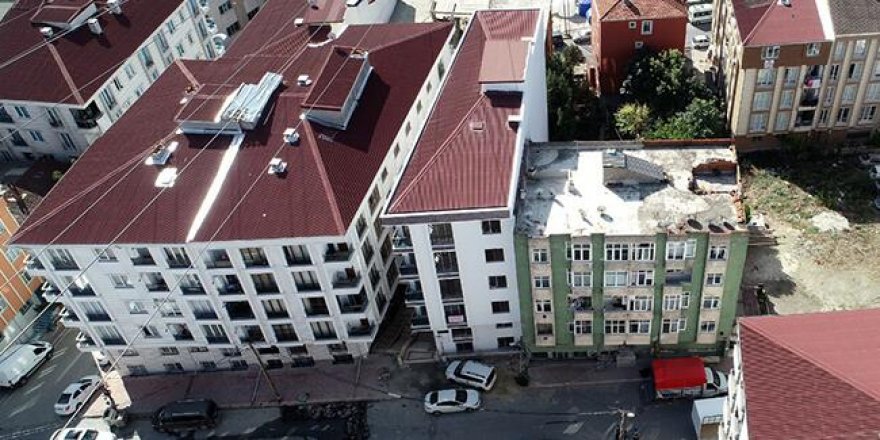 İstanbul'da Deprem Sonrası 77 Yapıda Ağır Hasar Tespit Edildi