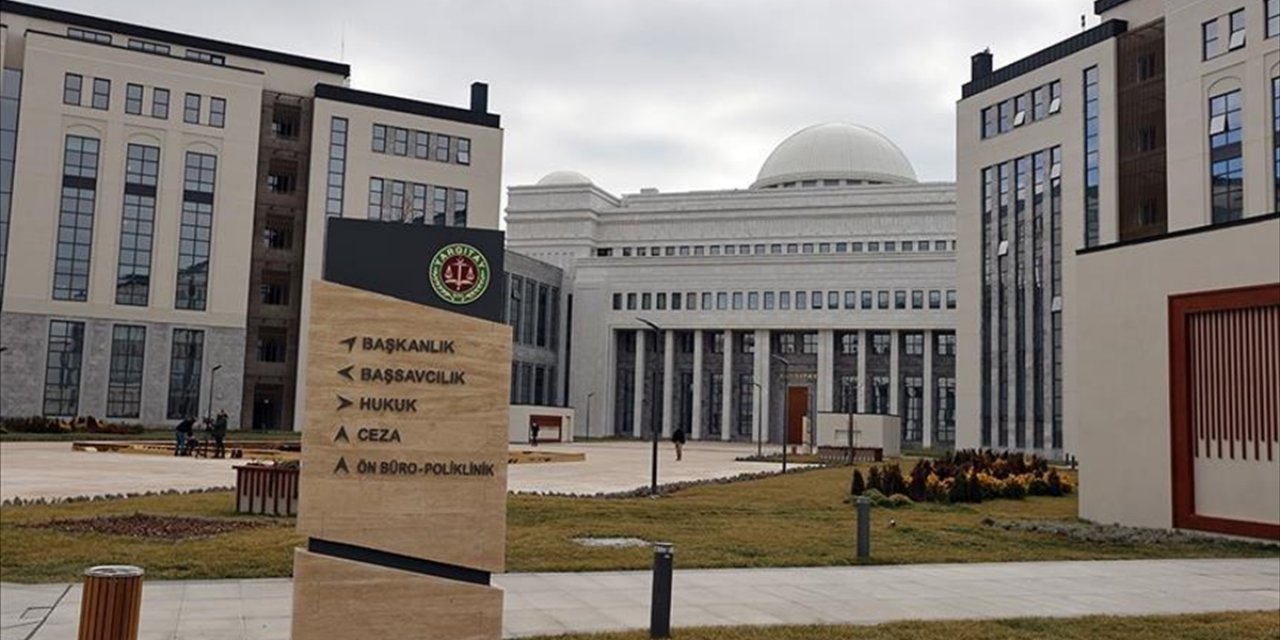 Alacaklısını Foseptik Çukuruna Atan Sanığa, "Kişiyi Hürriyetinden Yoksun Kılma" Suçundan Ceza