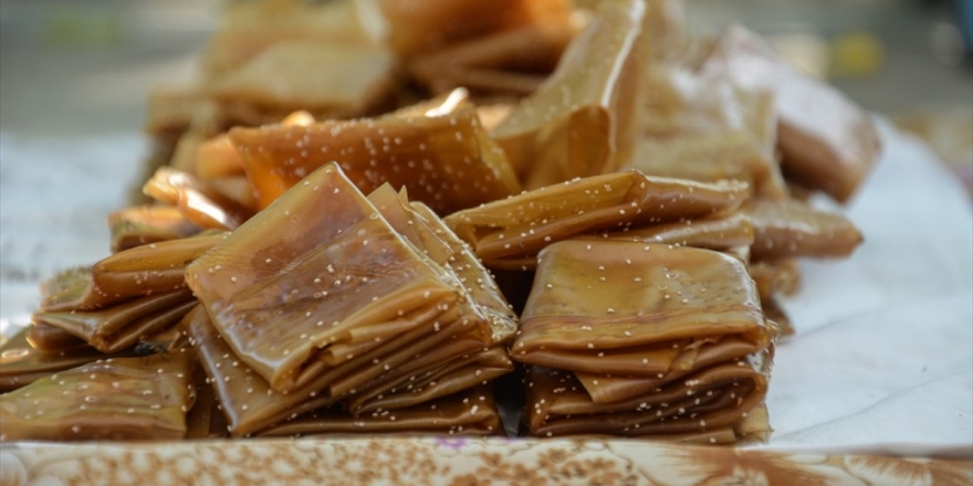 Hekimhan'ın Asırlık Lezzeti Dut Pestili