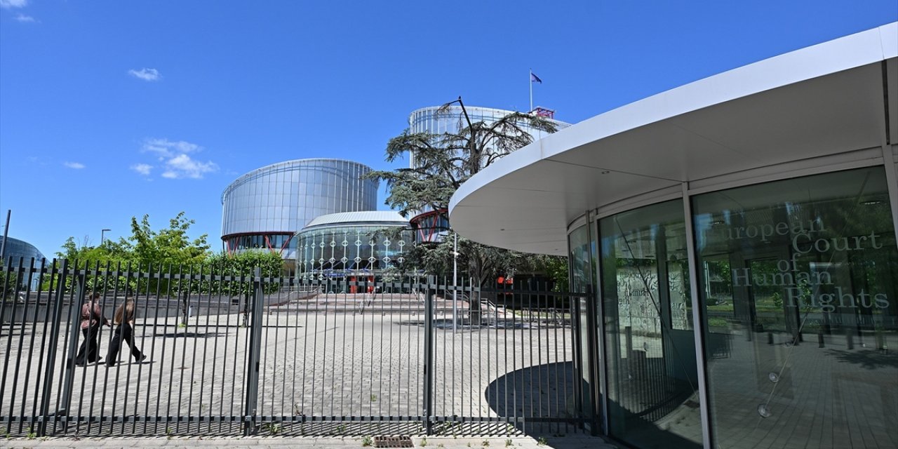 AİHM, Bir Vatandaşı Irkçı Kimlik Kontrolüne Tabi Tutan Fransa'yı Haksız Buldu