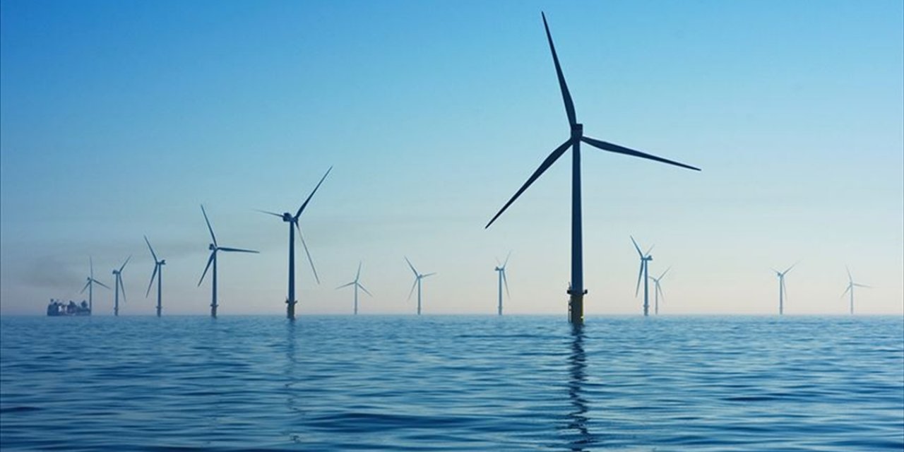 Küresel Deniz Üstü Rüzgar Enerjisi, 73 Milyon Hanenin Elektriğini Karşılayacak Kapasiteye Ulaştı