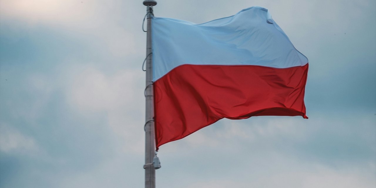 Anket: Polonyalıların Yüzde 10’undan Azı Ülkelerinin Rusya İle Savaşa Hazır Olduğunu Düşünüyor