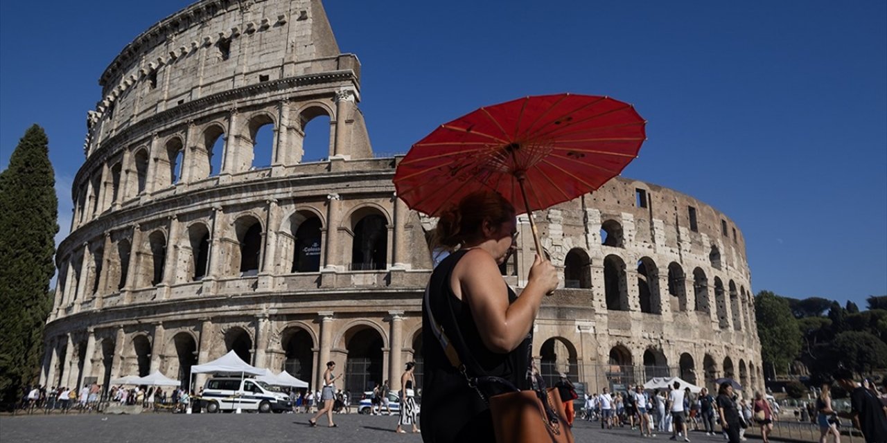 İtalya'da Aşırı Sıcaklar Nedeniyle Birçok Kent İçin "Kırmızı" Alarm Verildi