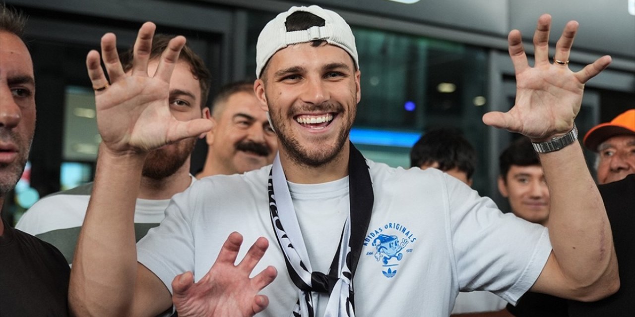 Beşiktaş, Çek Futbolcu David Jurasek'i Kiralık Olarak Kadrosuna Dahil Etti