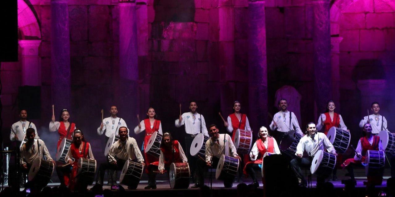 Sagalassos Antik Kenti'nde İlk Gece Gösterisi "Anadolu Ateşi" İle Yapıldı