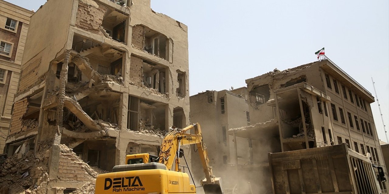 İsrail'in İran'a 12 Gün Süren Saldırılarında Ölenlerin Sayısı 935'e Yükseldi