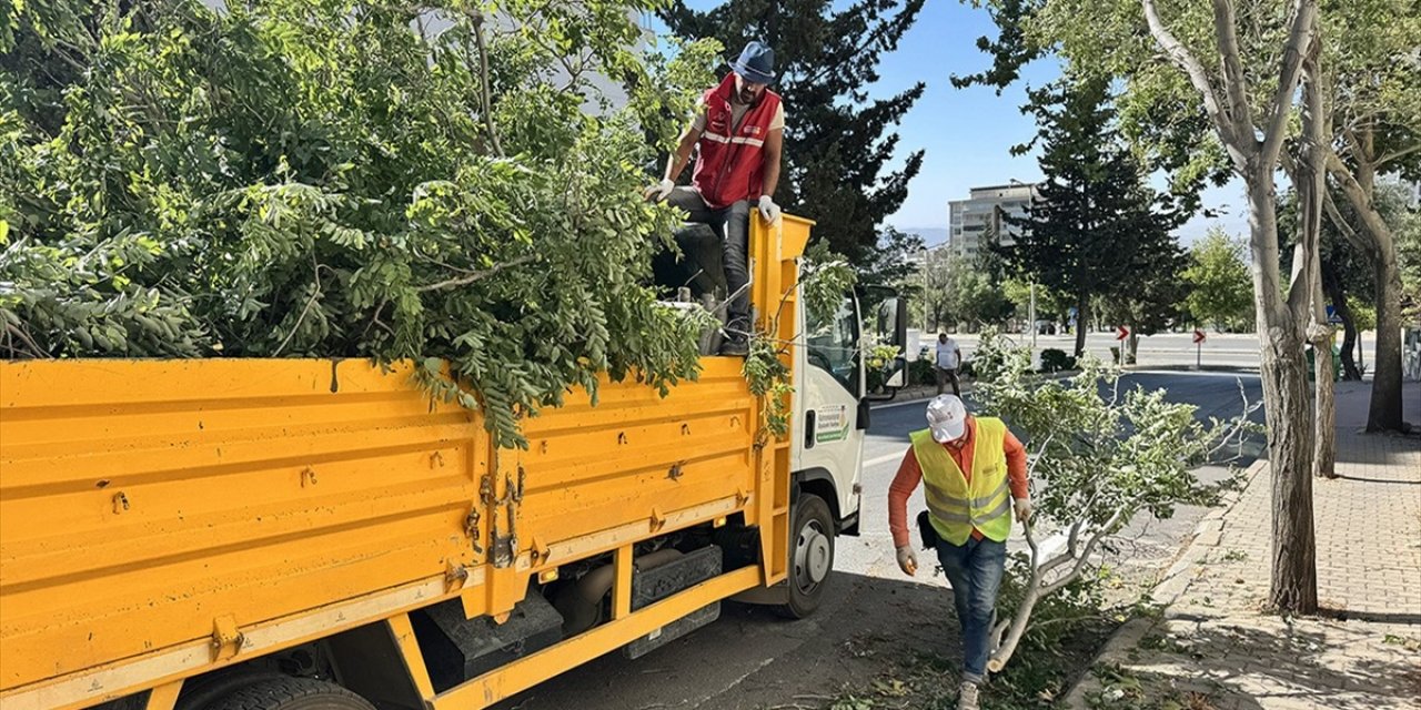 Kahramanmaraş'ta Fırtına Hayatı Olumsuz Etkiledi