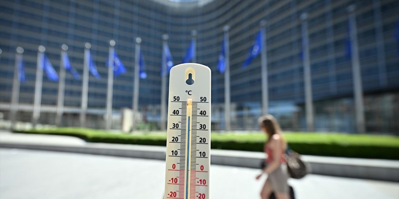 Belçika'da Aşırı Sıcaklar Nedeniyle "Turuncu Alarm" Verildi