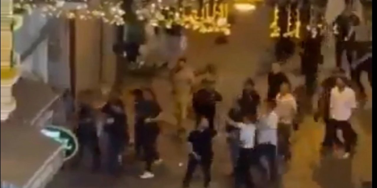 LeMan Dergisi Önünde Kana Kana İntikam Sloganları: Ya Onlar Ölecek ya Biz