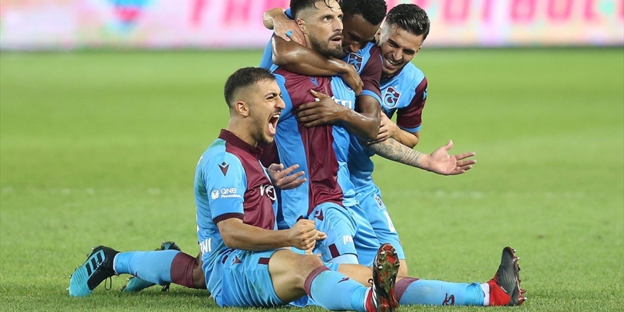 Trabzonspor Beşiktaş'ı Farklı Mağlup Etti