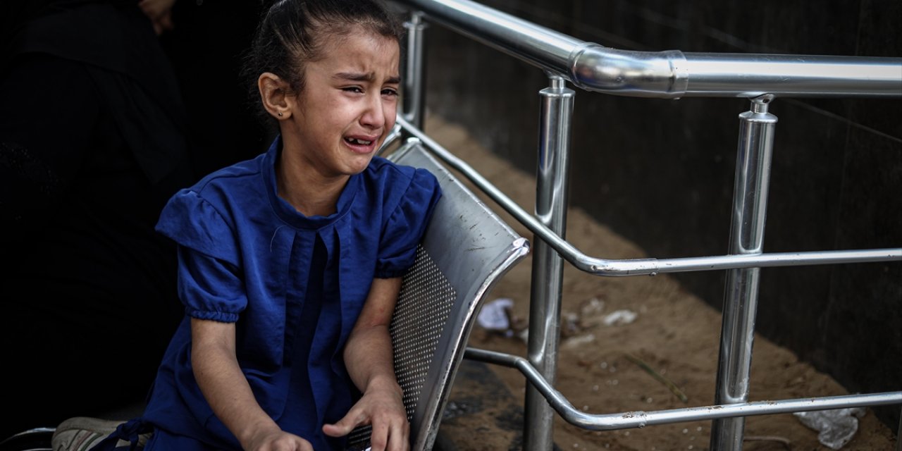 İsrail'in Gazze'ye Saldırılarında Can Kaybı Son 24 Saatte 142 Artarak 57 Bini Aştı