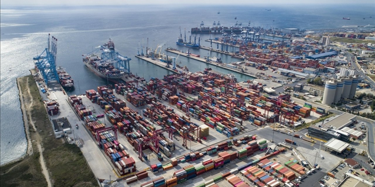 Dış Ticaret Mevzuatına Aykırı Davranan Firmalara 6 Ayda 5,9 Milyar Lira Ceza Kesildi