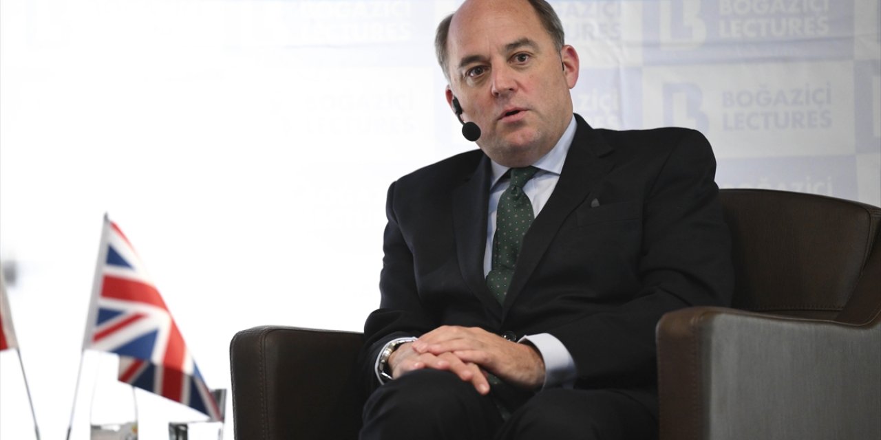 Eski İngiltere Savunma Bakanı Wallace: Dünya Her Zamankinden Daha Kaygılı