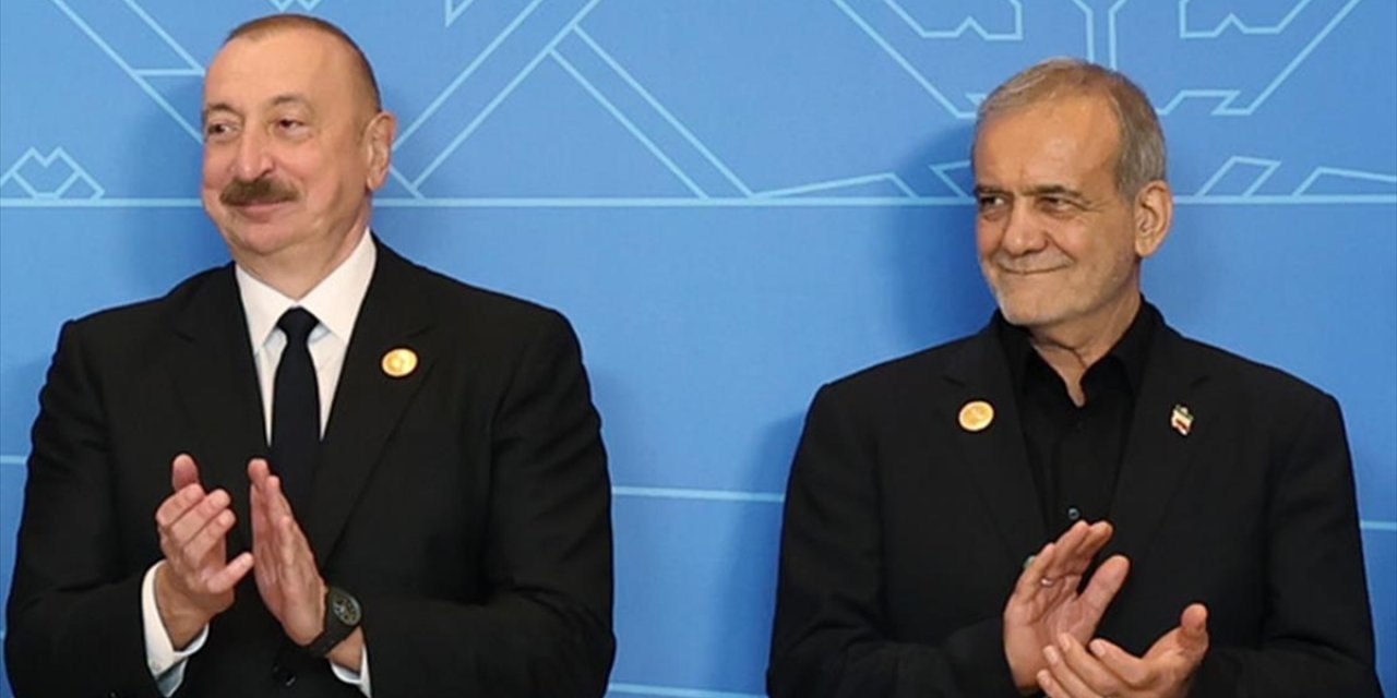 Azerbaycan Cumhurbaşkanı Aliyev İle Pezeşkiyan’ın Samimi Görüntüleri Sosyal Medyada Gündem Oldu