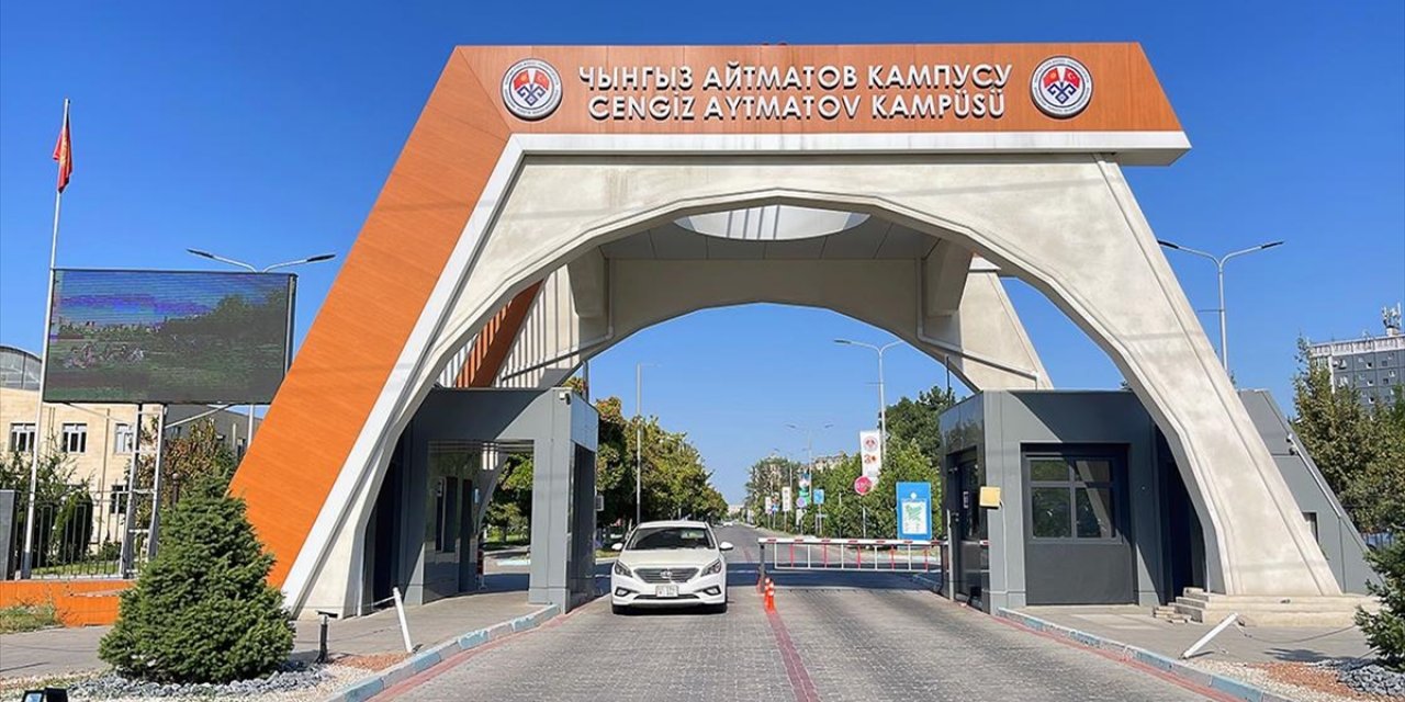 Kırgızistan-Türkiye Manas Üniversitesi'nde Tıp Eğitimi Başlıyor