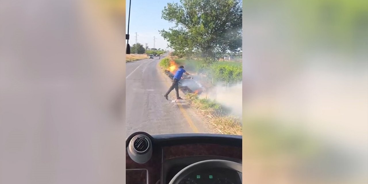 Ceza İnfaz Kurumu Personeli, Mesaiye Gittikleri Sırada Fark Ettikleri Yangına Müdahale Etti