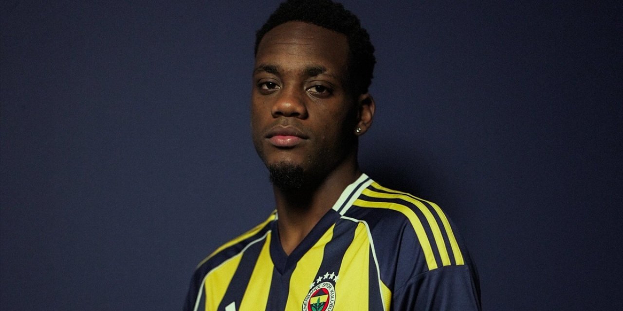 Fenerbahçe, Kolombiyalı Futbolcu Jhon Duran'ı 1 Yıllığına Kiraladı