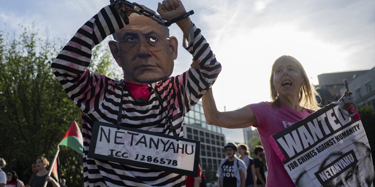 İsrail Başbakanı Netanyahu, Washington'a Ziyareti Öncesinde Beyaz Saray Önünde Protesto Edildi