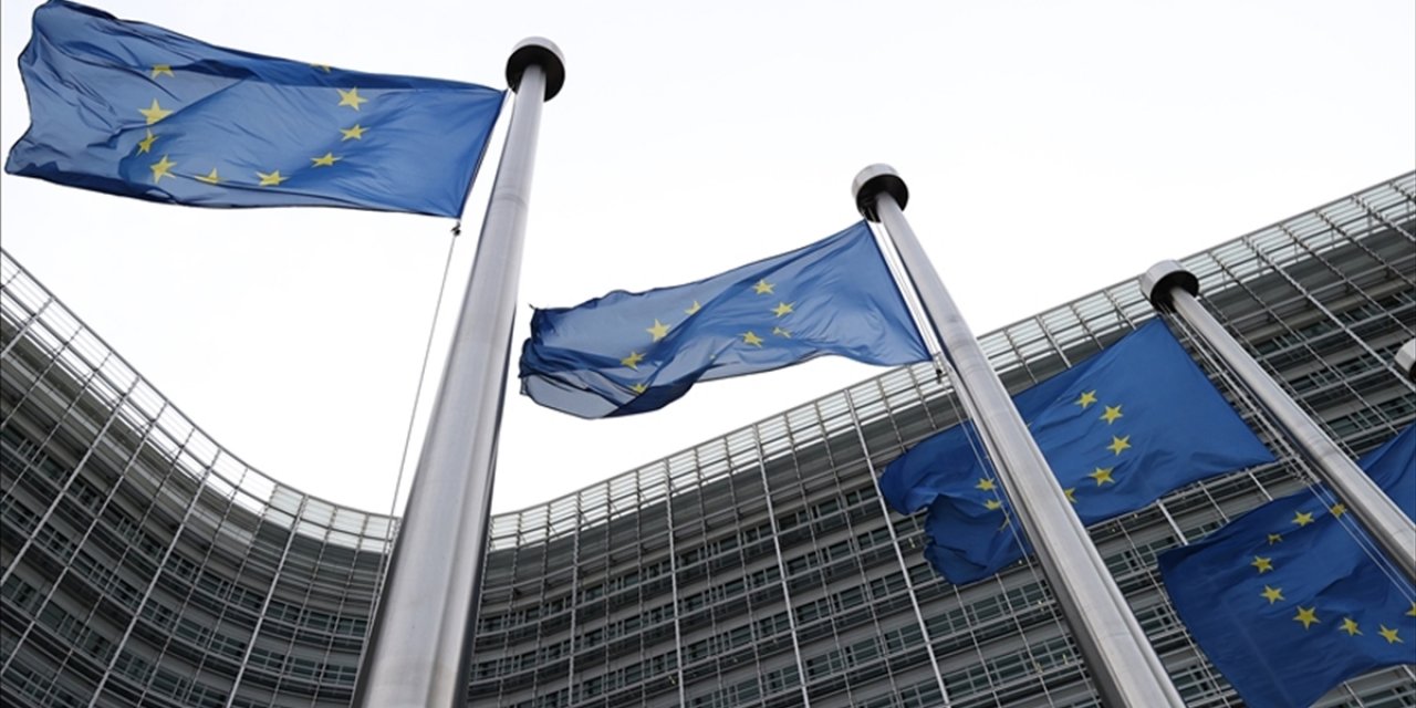 AB, Avusturya'ya Bütçe Disiplin Süreci Başlattı