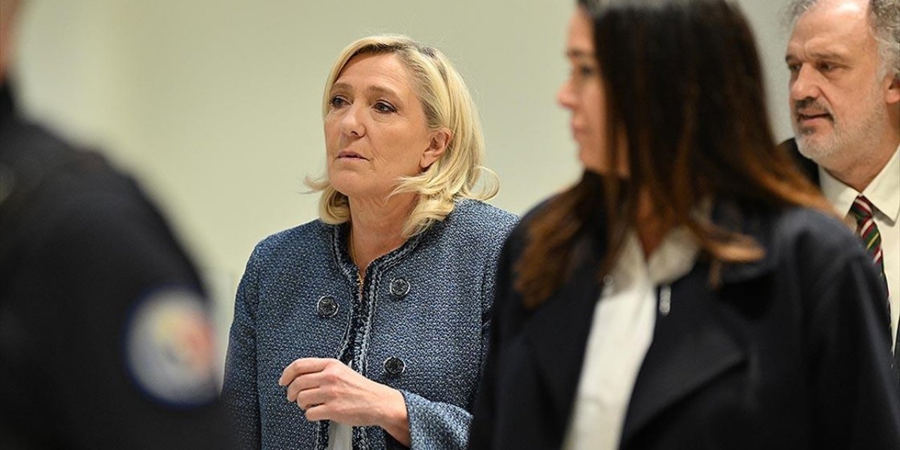 Aihm, Yolsuzluktan Suçlu Bulunan Fransız Siyasetçi Le Pen'in Geçici Tedbir Talebini Reddetti