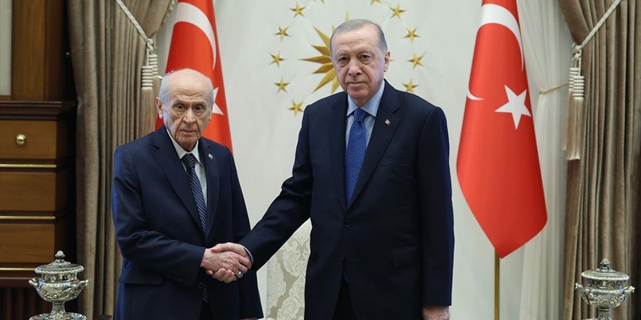 Cumhurbaşkanı Erdoğan, MHP Genel Başkanı Bahçeli'yi Kabul Etti