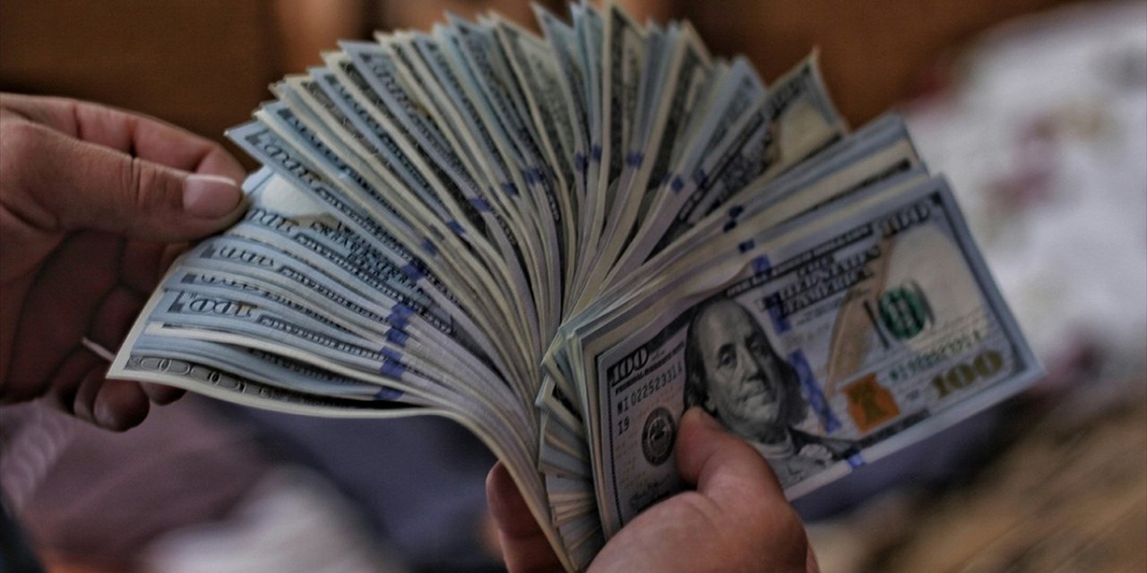 Küresel Sistemde Dolarsızlaşma Hız Kazanıyor