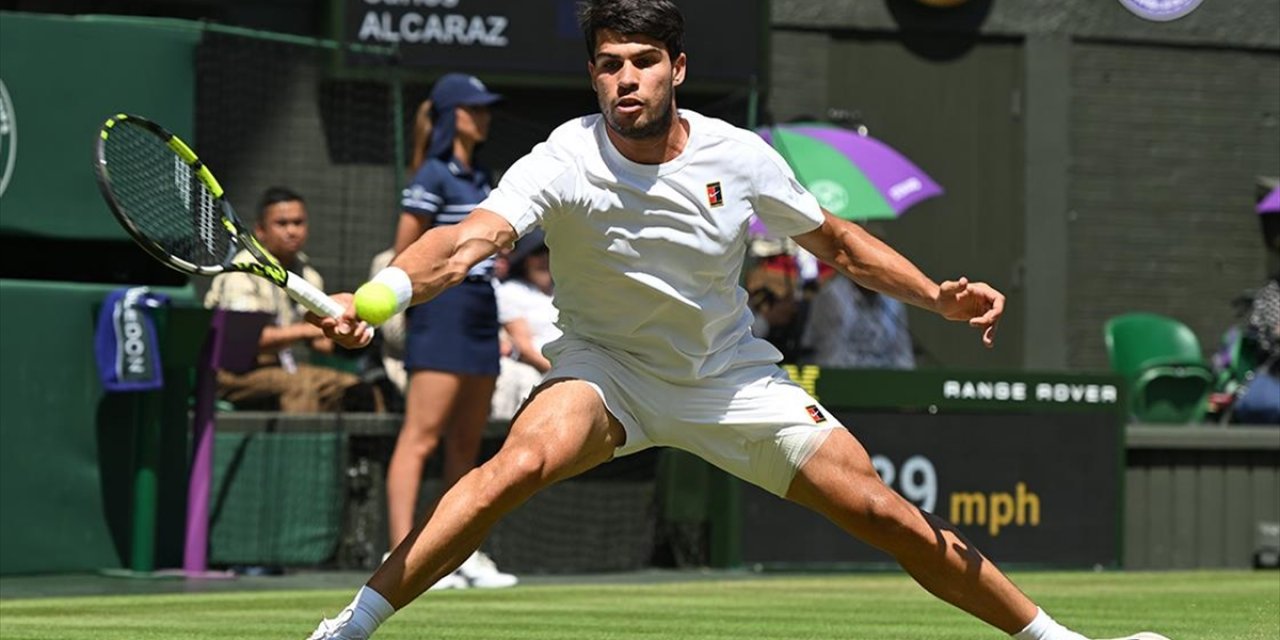 Carlos Alcaraz, Wimbledon'da Finale Yükseldi