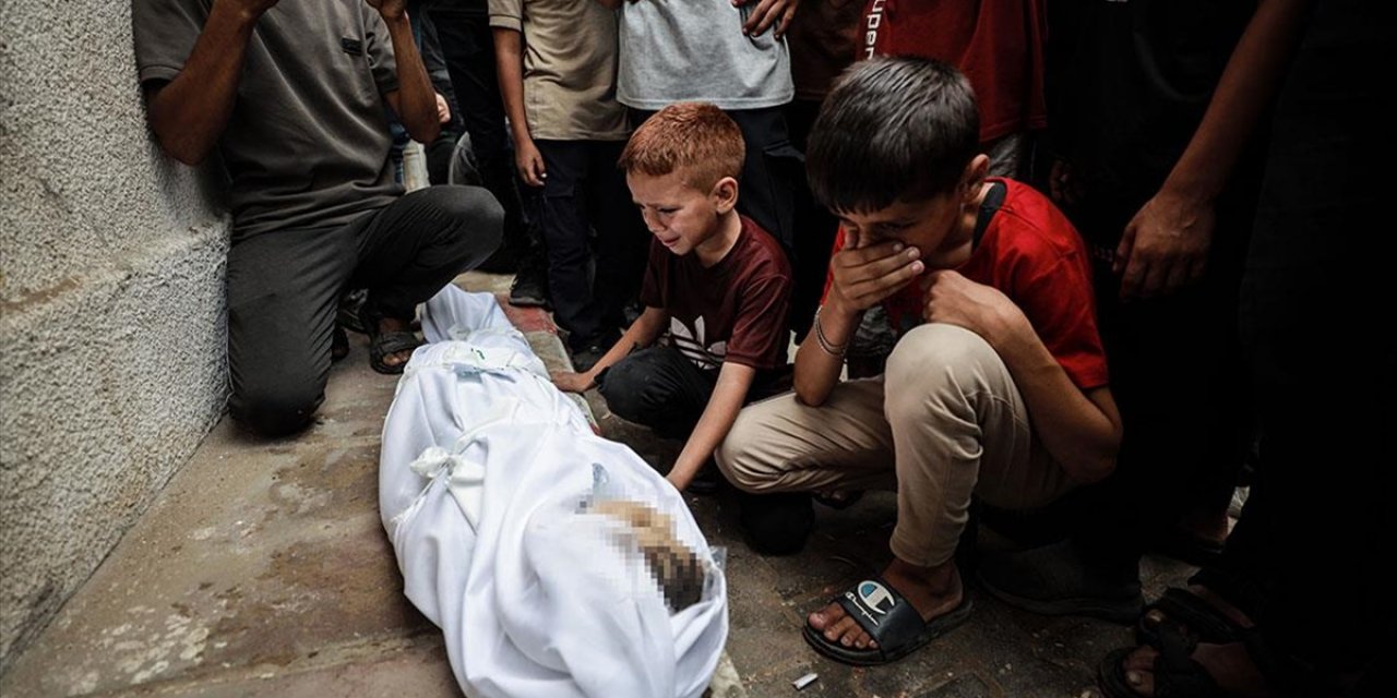 İsrail'in Gazze'ye Yönelik Saldırılarında Aralarında Çocukların da Bulunduğu 39 Filistinli Hayatını Kaybetti