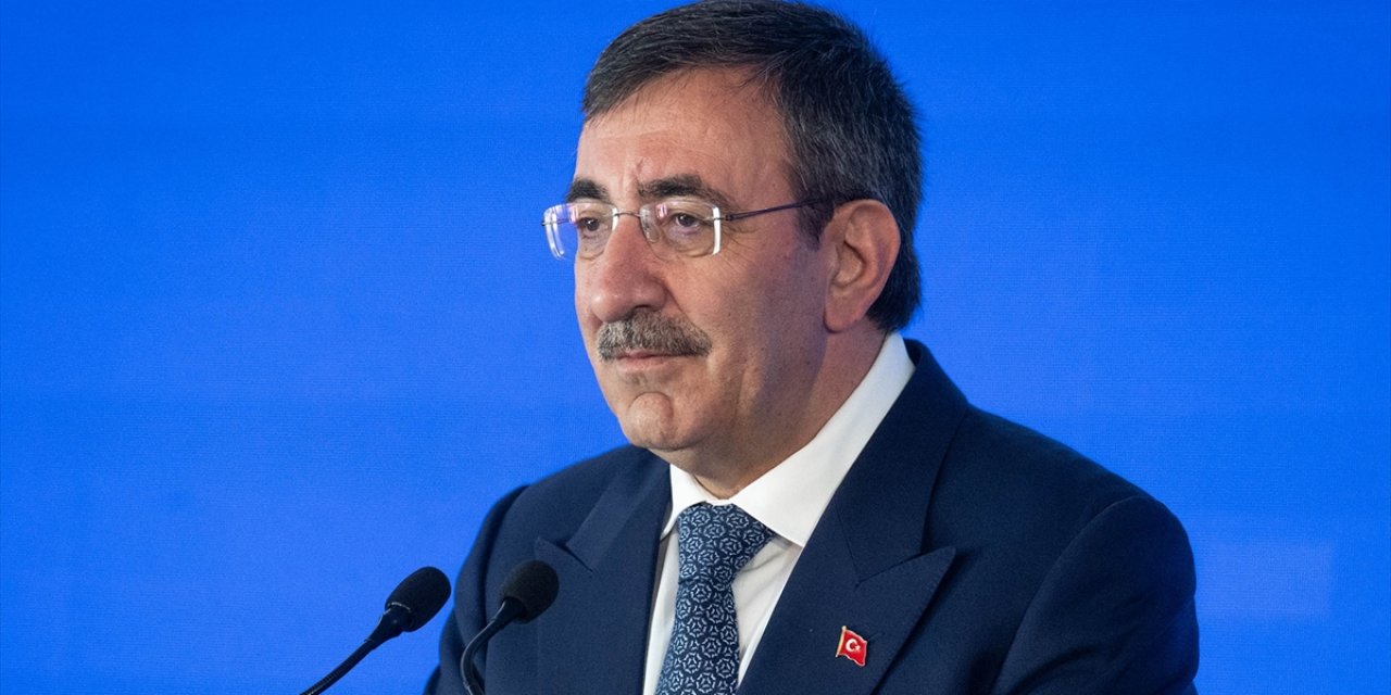 Cumhurbaşkanı Yardımcısı Yılmaz: Milletimiz, Tüm Dünyaya Hiçbir Gücün Halkın İradesini Ezip Geçemeyeceğini Haykırmıştır