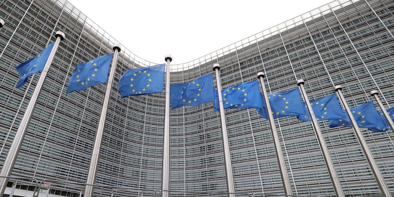 AB Dışişleri Bakanları İsrail'e Yaptırımları Görüşmek İçin Toplandı