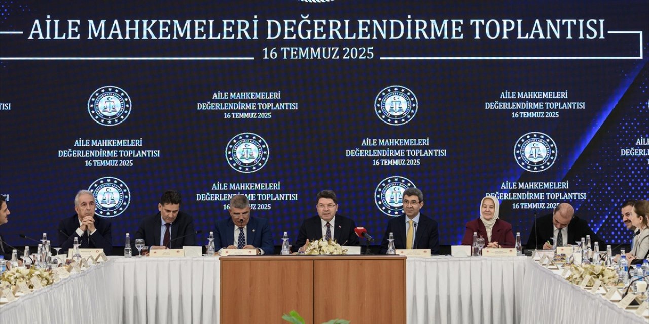 Adalet Bakanı Tunç Başkanlığında "Aile Mahkemeleri Değerlendirme Toplantısı" Düzenlendi