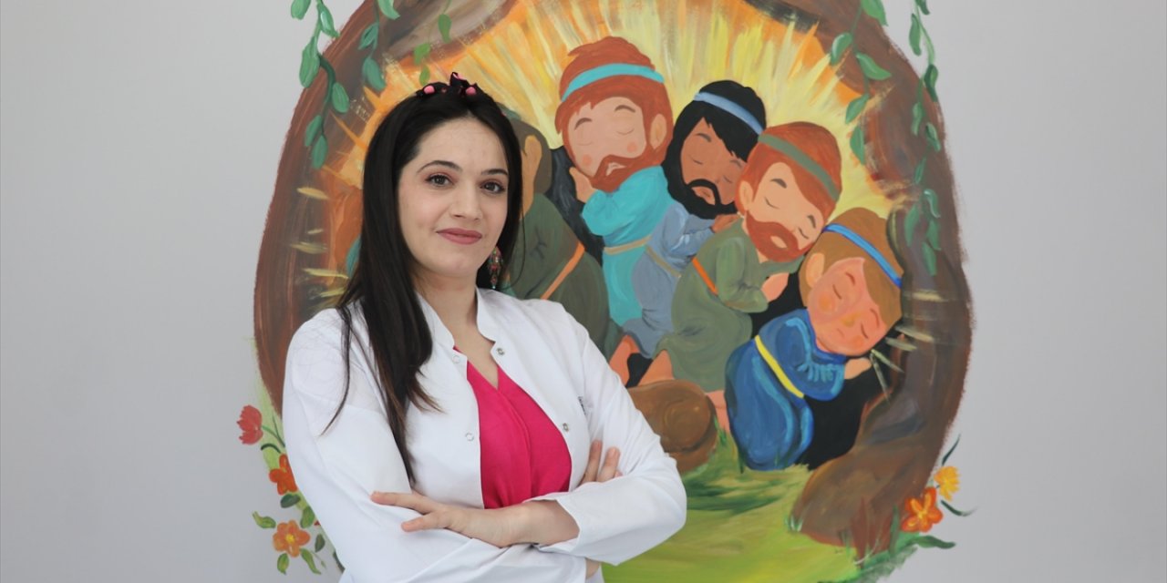 Çocukluk Tutkusunu Fırçasıyla Duvarlara İşliyor