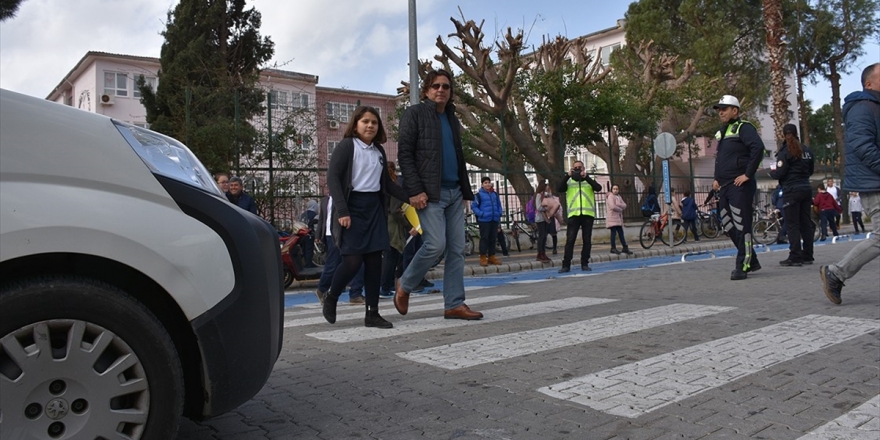 Kolluk Personeli Yaya Nöbeti Tutacak