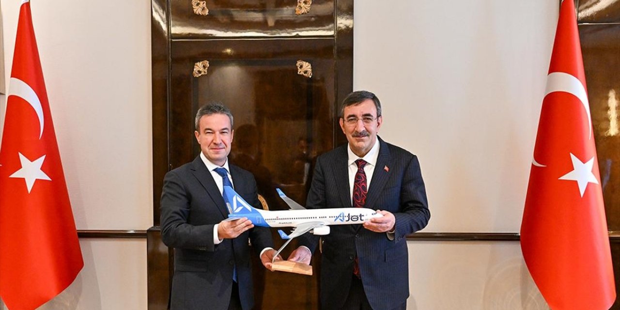 Cumhurbaşkanı Yardımcısı Yılmaz, Ajet Genel Müdürü Sarp'ı Kabul Etti