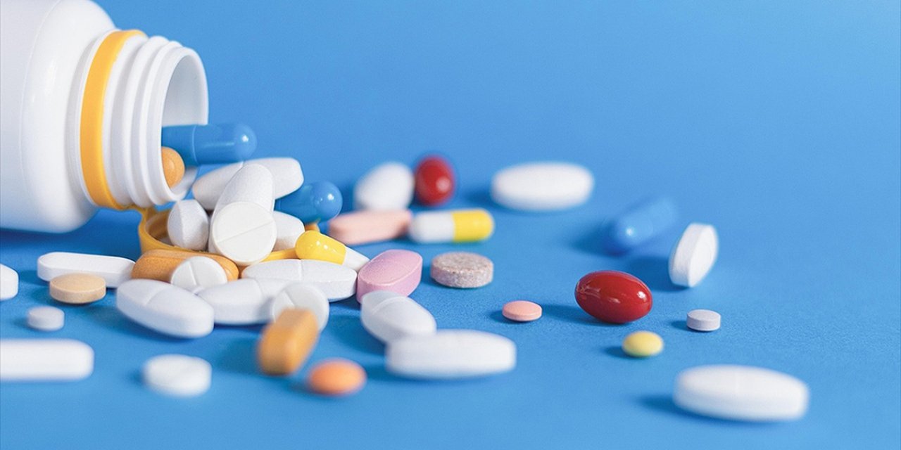 Yerli Üretim 12 İlaç Daha Sgk'nin Geri Ödeme Listesine Alındı