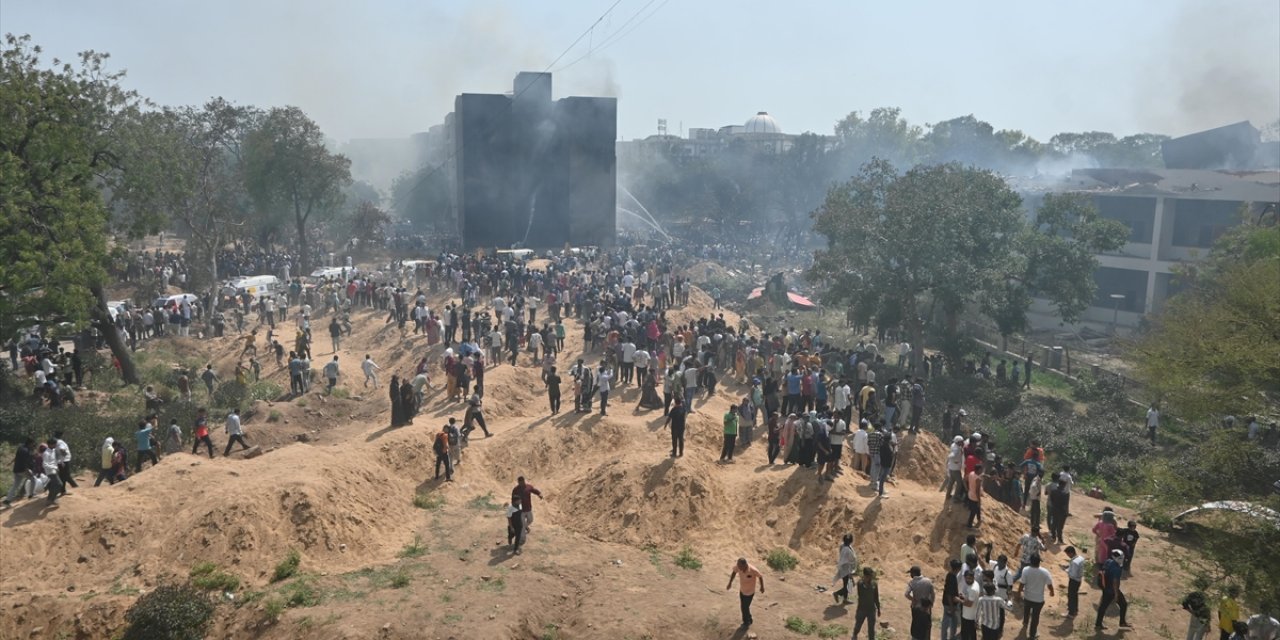 Air India, Boeing Uçaklarının Yakıt Anahtarlarının Kilit Mekanizmasında Soruna Rastlanmadığını Bildirdi