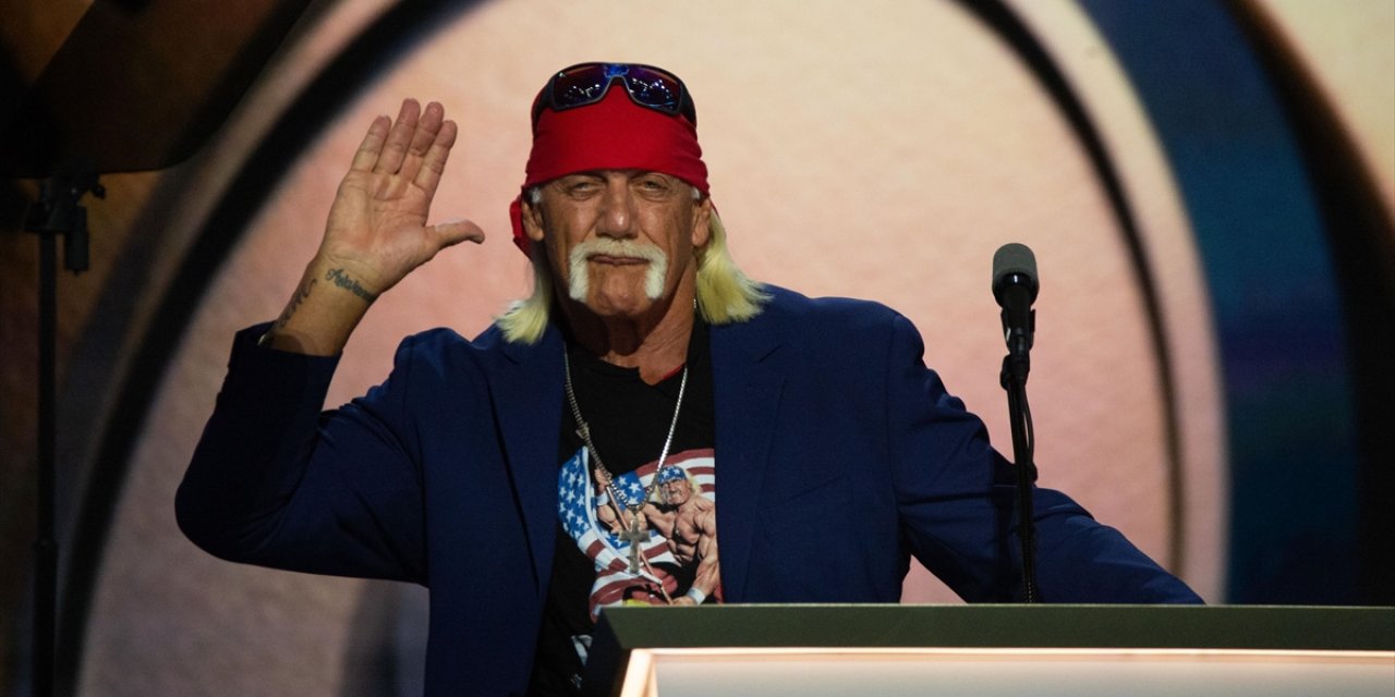 ABD'li Ünlü Güreşçi Hulk Hogan 71 Yaşında Hayatını Kaybetti