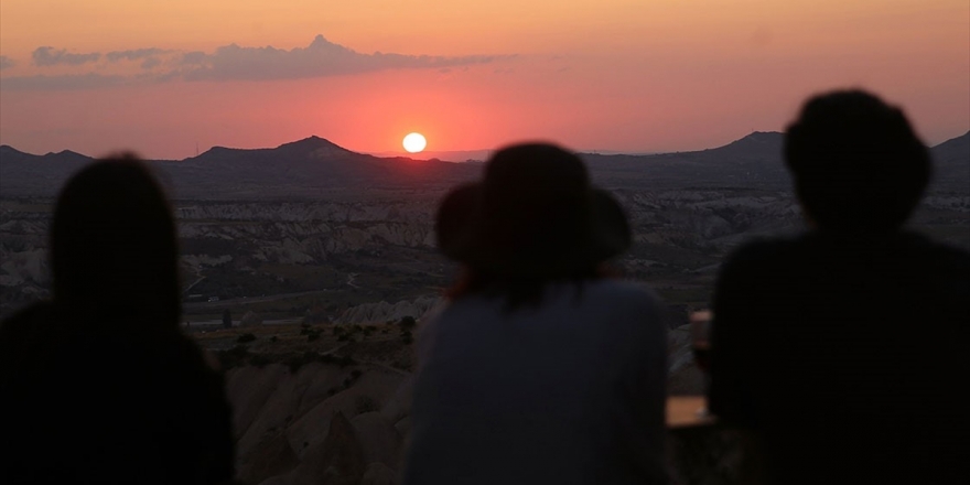 Kızılçukur'da Gün Batımı Bir Başka Güzel
