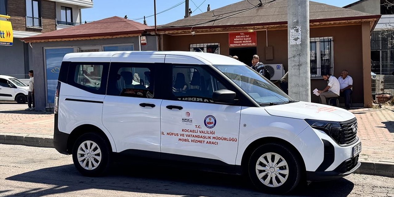 Kocaeli'de Mobil Nüfus Aracı, Hizmeti Kırsaldaki Vatandaşın Ayağına Götürüyor