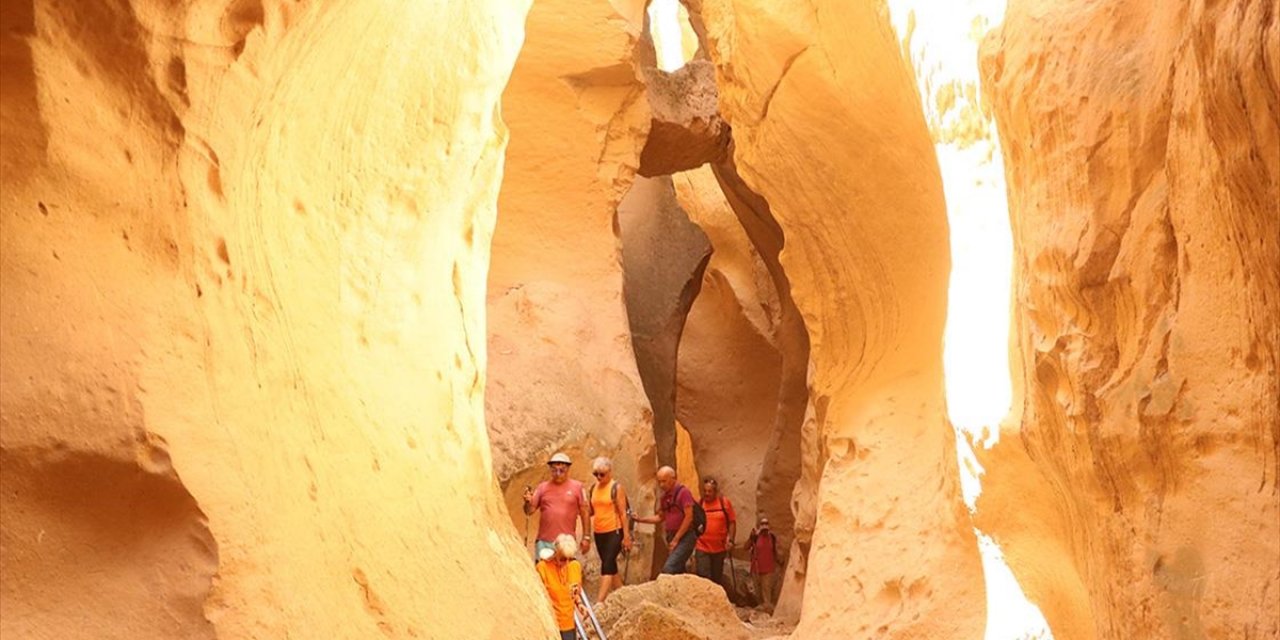 Avla Kanyonu Misafirlerini Masalsı Bir Yolculuğa Çıkarıyor