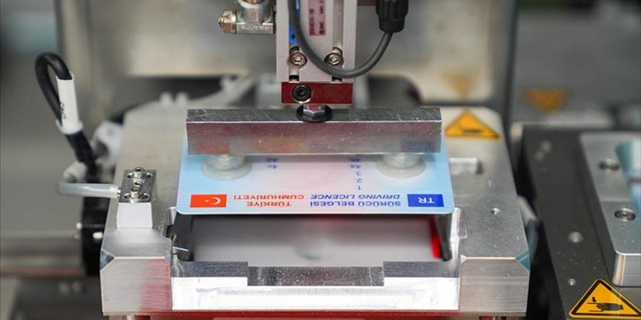 Eski Tip Ehliyetlerin Yenilenmesi İçin Son Gün