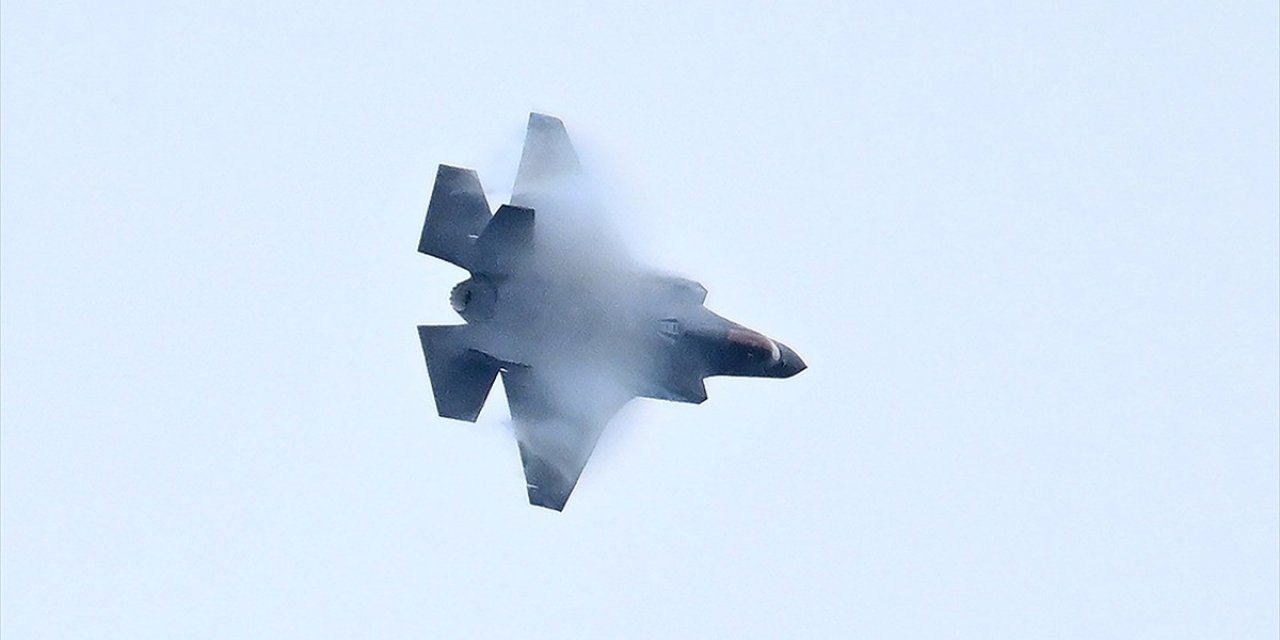 ABD'nin California Eyaletinde Donanmaya Ait F-35 Savaş Uçağı Düştü