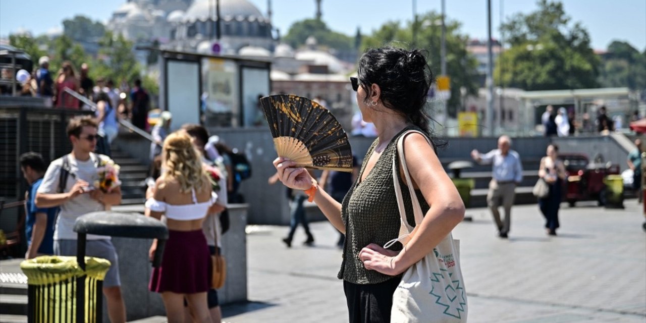 Günün İlk Yarısında Sıcaklıklar 11 İlde 40 Derecenin Üzerine Çıktı