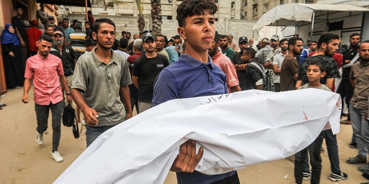 İsrail'in Gazze'ye Düzenlediği Son Saldırılarda 12 Filistinli Hayatını Kaybetti