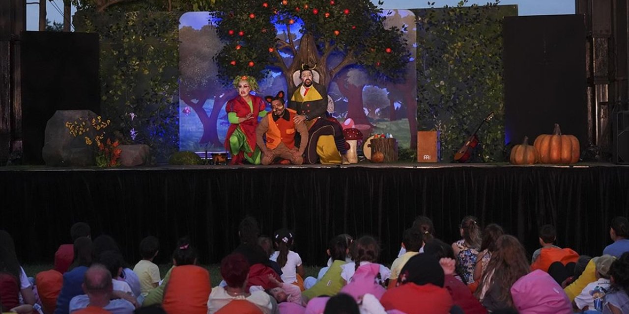 Devlet Tiyatroları Kamyon Tiyatrosu, Yaz Sezonunu CSO Ada Ankara'da Açtı