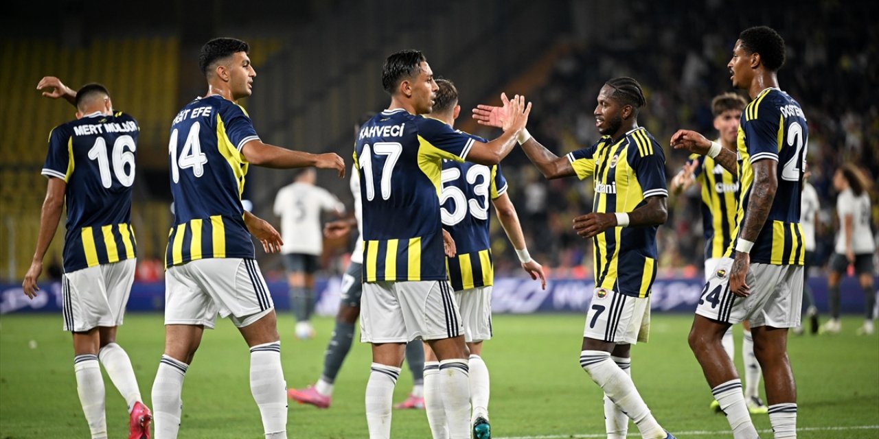 Fenerbahçe, Sezonun İlk Maçında Feyenoord Karşısında Tur İçin Avantaj Arayacak