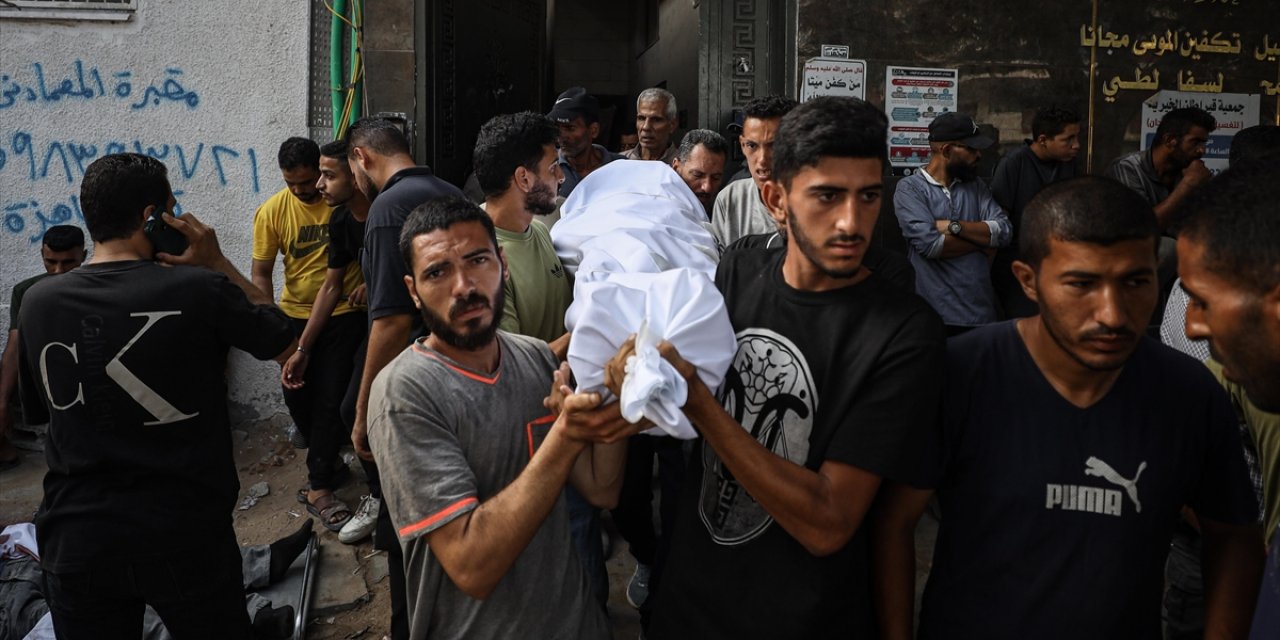 İsrail'in Kıtlığı Dayattığı Gazze Şeridi'nde Son 24 Saatte İkisi Çocuk, 5 Kişi Daha Açlıktan Hayatını Kaybetti